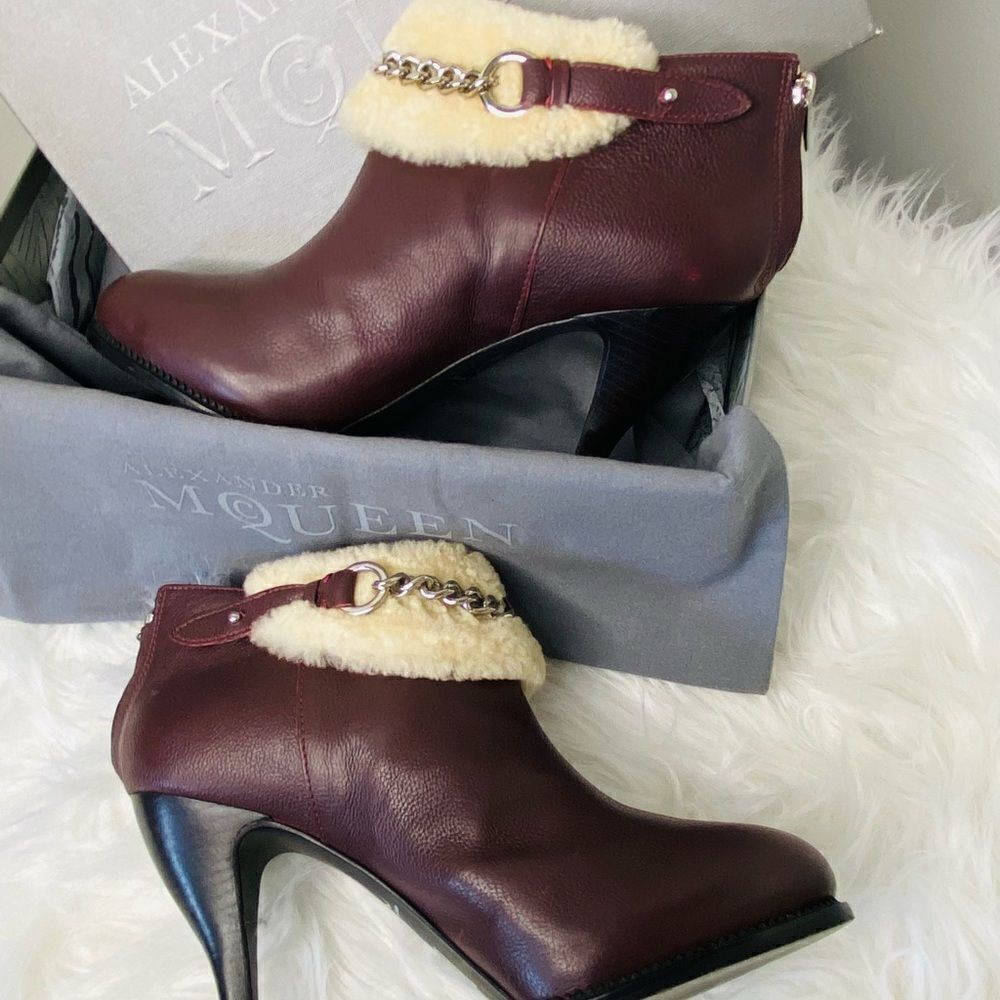 🛍️ Alexander McQueen Authentic Leather Shearling Trim Ankle Boots w/ Box & Bag